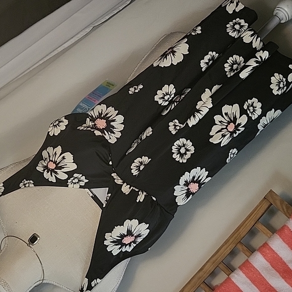 💥 NWT Swim Solutions Floral swim dress swimdress - Picture 3 of 9